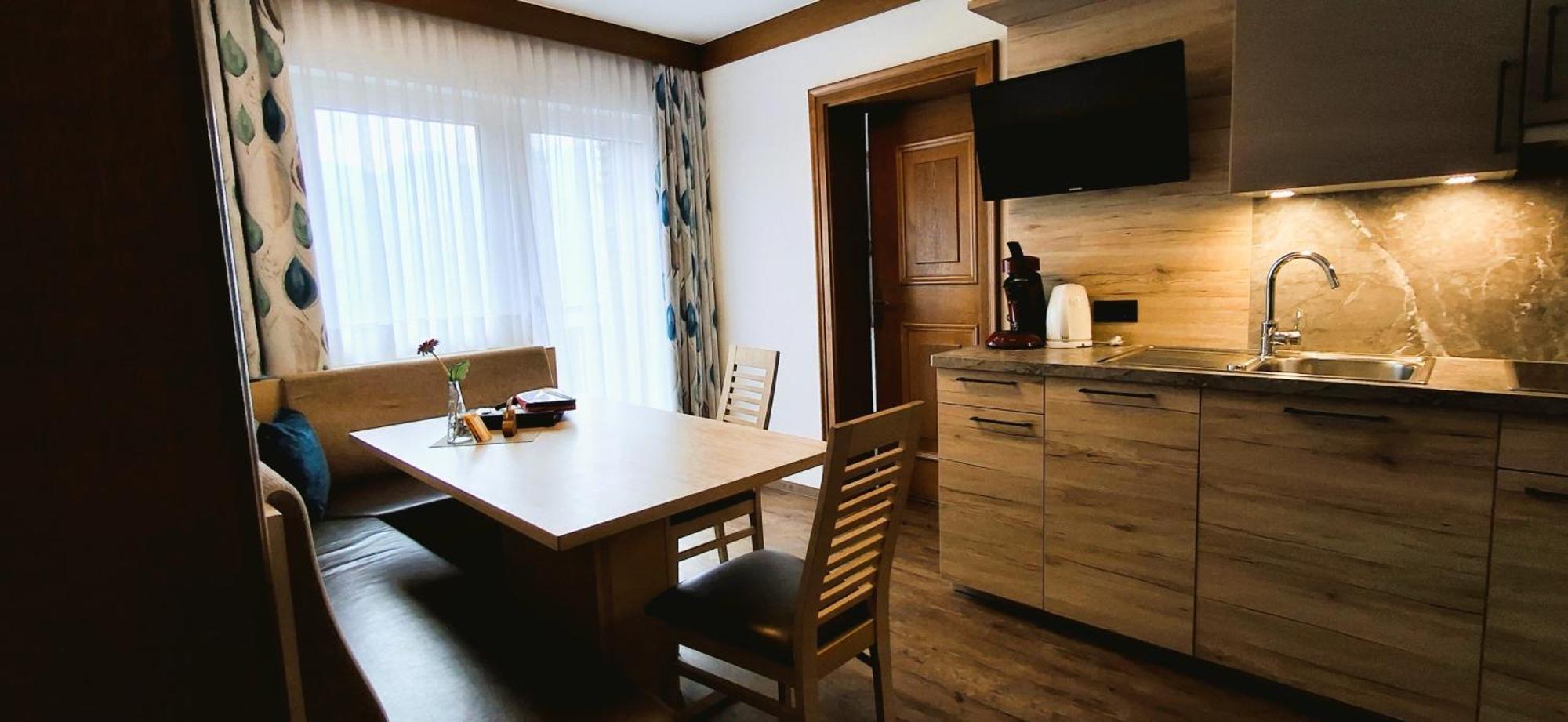 Appartamento Haus Enzian Fiss Esterno foto